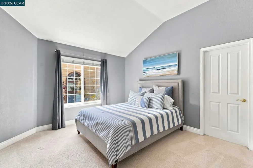 308 Ahwanee Lane Clayton, CA 94517
