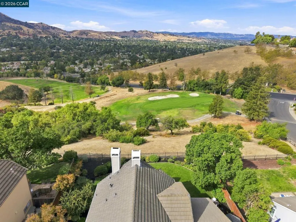 308 Ahwanee Lane Clayton, CA 94517