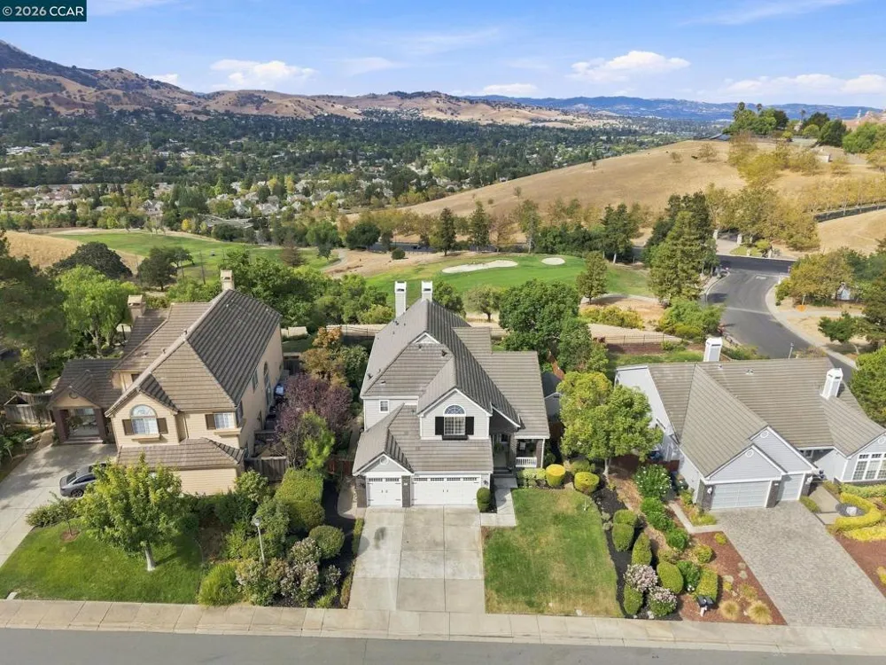308 Ahwanee Lane Clayton, CA 94517