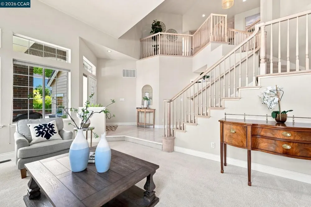 308 Ahwanee Lane Clayton, CA 94517