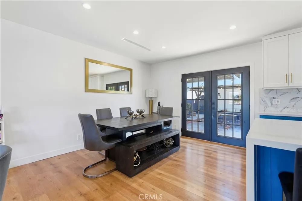 9930 Wealtha Sun Valley, CA 91352
