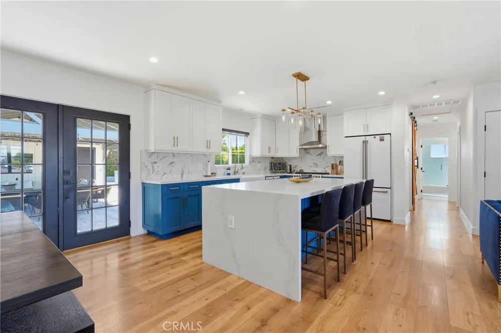 9930 Wealtha Sun Valley, CA 91352