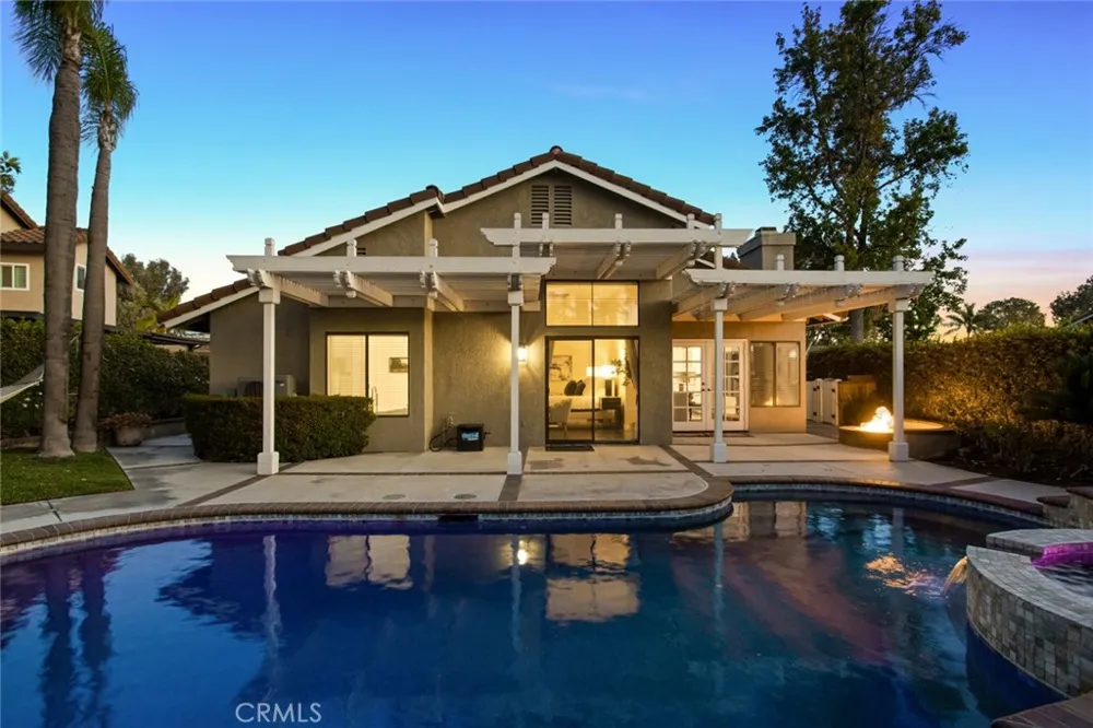 5955 Via Del Tecolote Yorba Linda, CA 92887