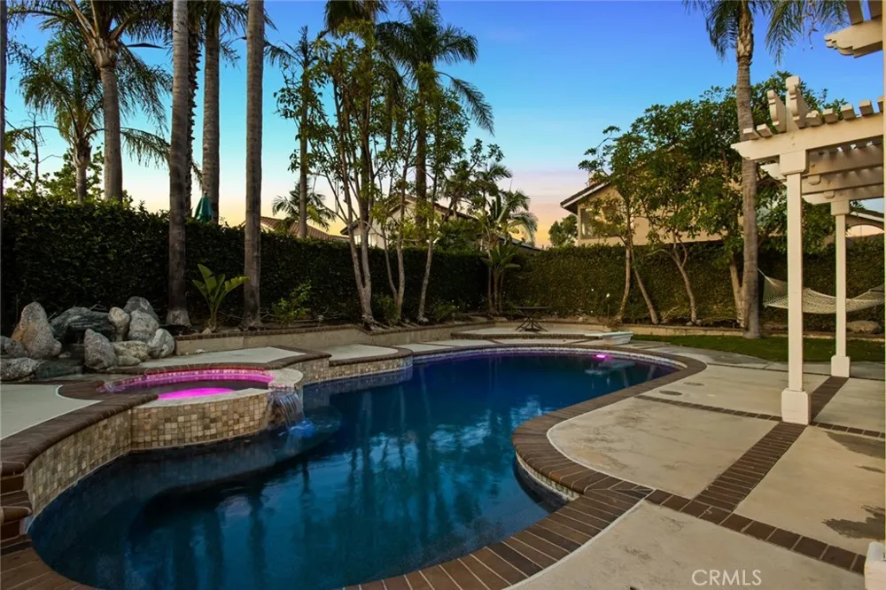 5955 Via Del Tecolote Yorba Linda, CA 92887
