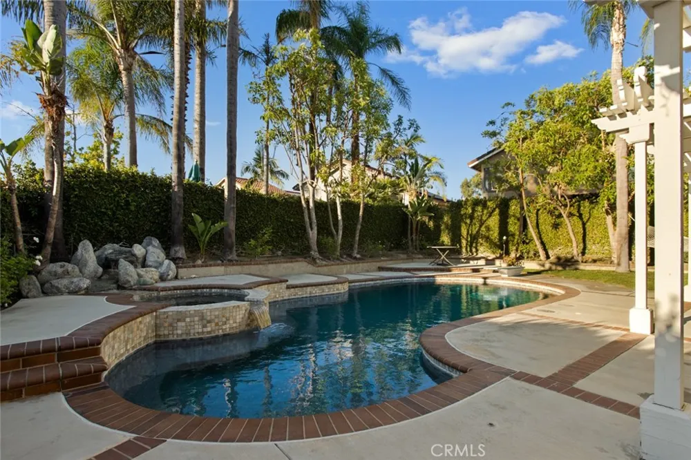5955 Via Del Tecolote Yorba Linda, CA 92887
