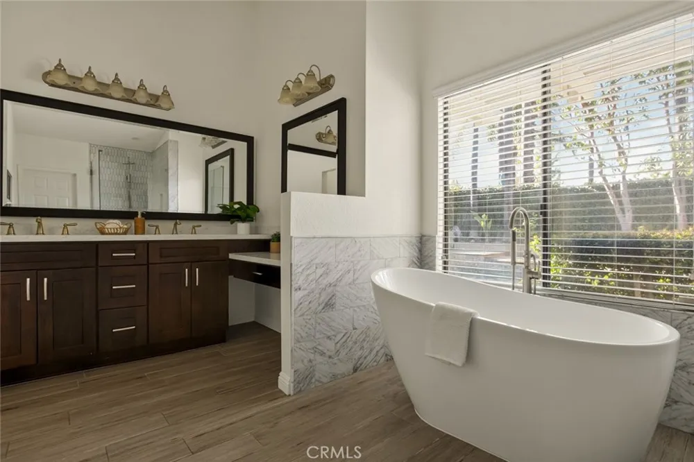 5955 Via Del Tecolote Yorba Linda, CA 92887