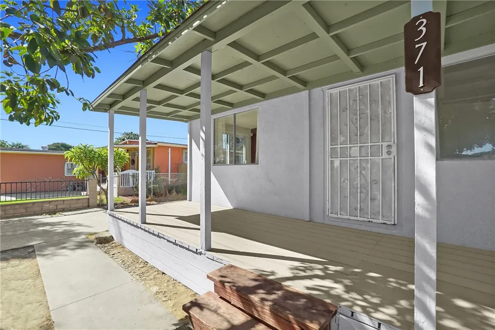 371 Fowler Pomona, CA 91766
