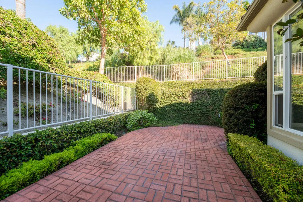 4 Calle Regio San Clemente, CA 92673