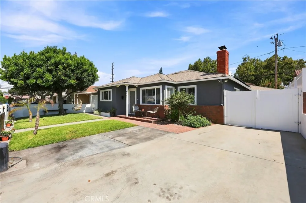 8317 Cheyenne Downey, CA 90242