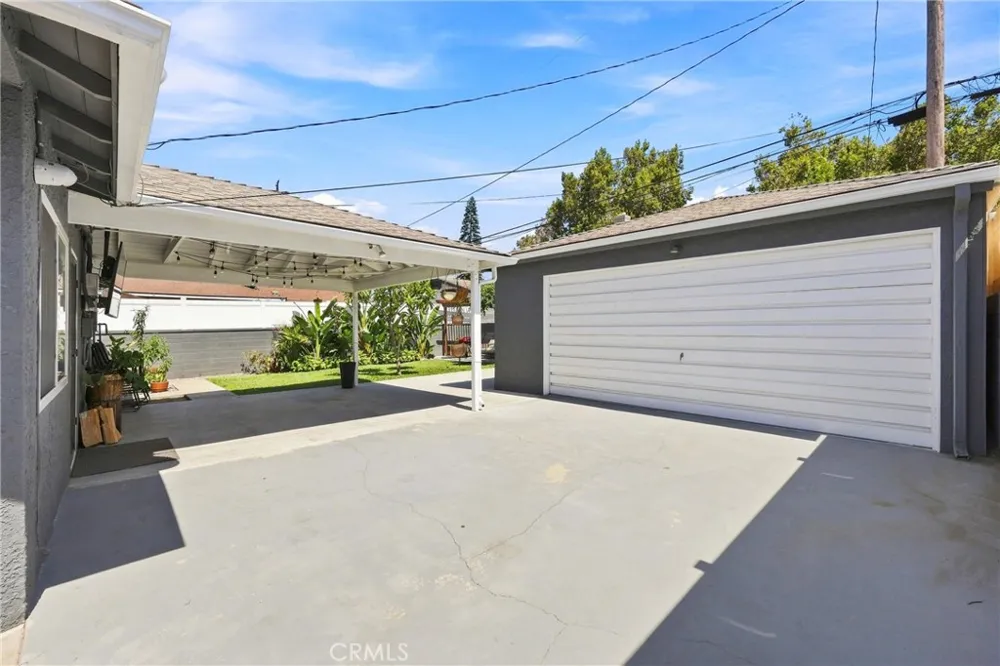 8317 Cheyenne Downey, CA 90242