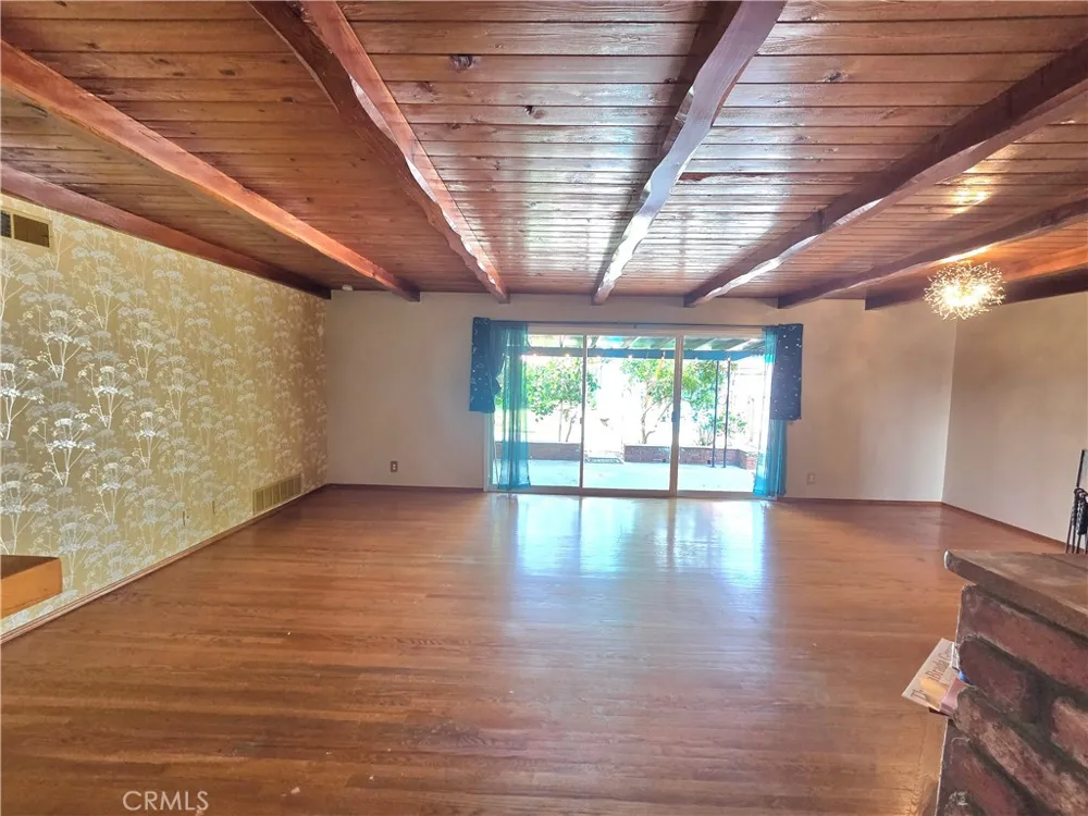 932 W Granada Court Ontario, CA 91762