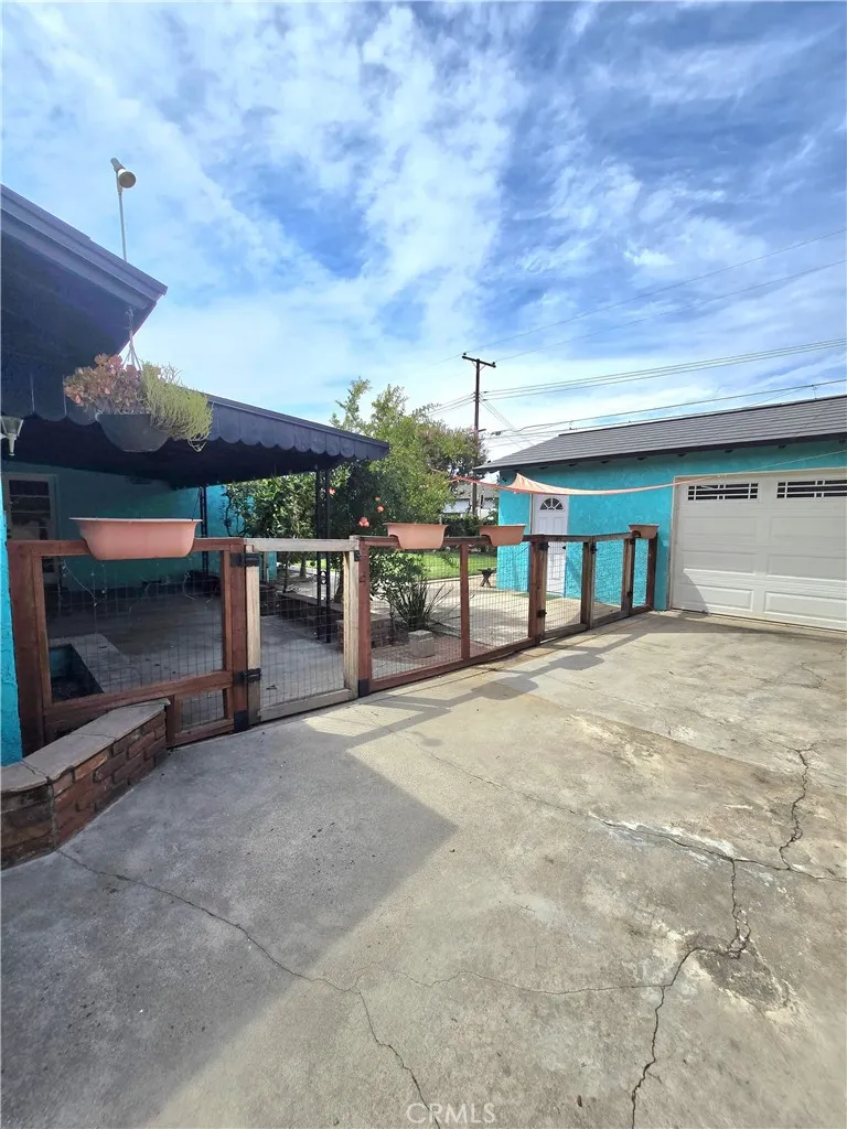 932 W Granada Court Ontario, CA 91762
