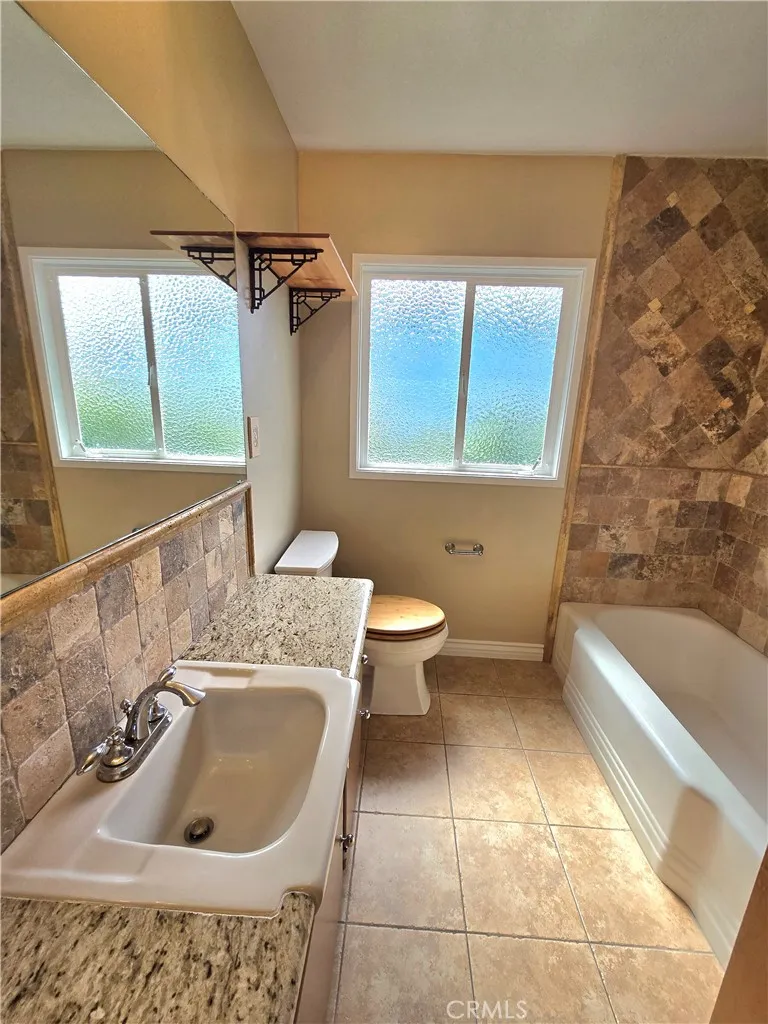 932 W Granada Court Ontario, CA 91762