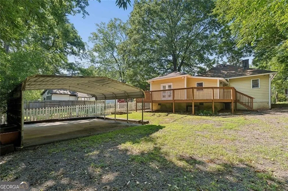 805 Holmes ST NW Atlanta, GA 30318