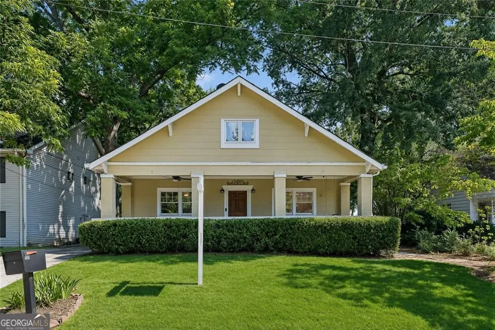 805 Holmes ST NW Atlanta, GA 30318