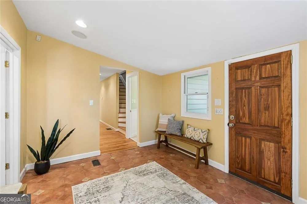 805 Holmes ST NW Atlanta, GA 30318