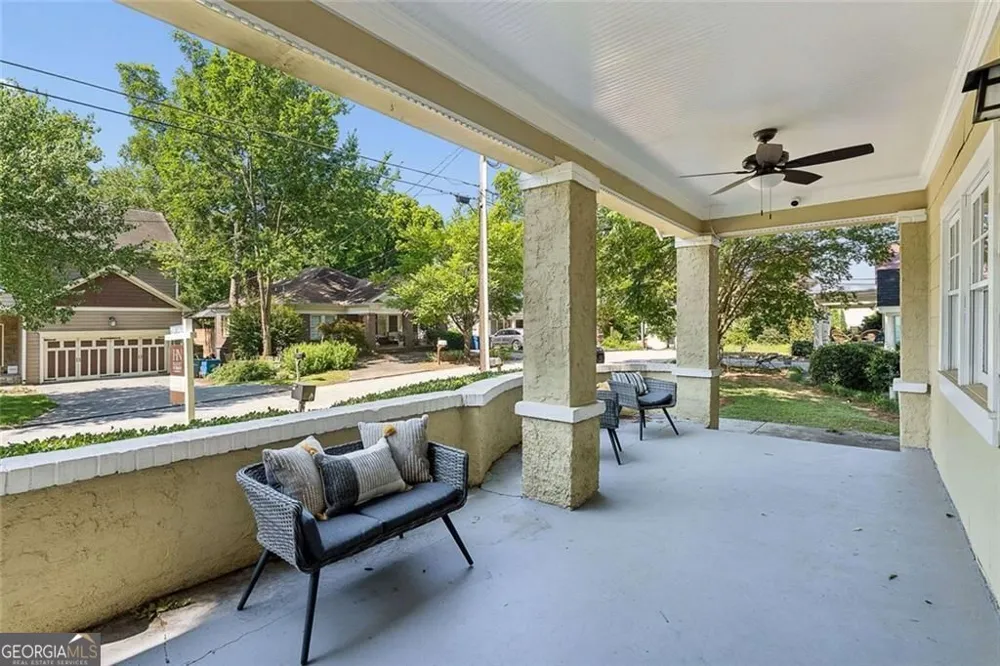805 Holmes ST NW Atlanta, GA 30318