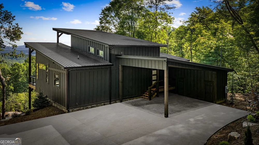 191 Green Ridge RD Blue Ridge, GA 30513
