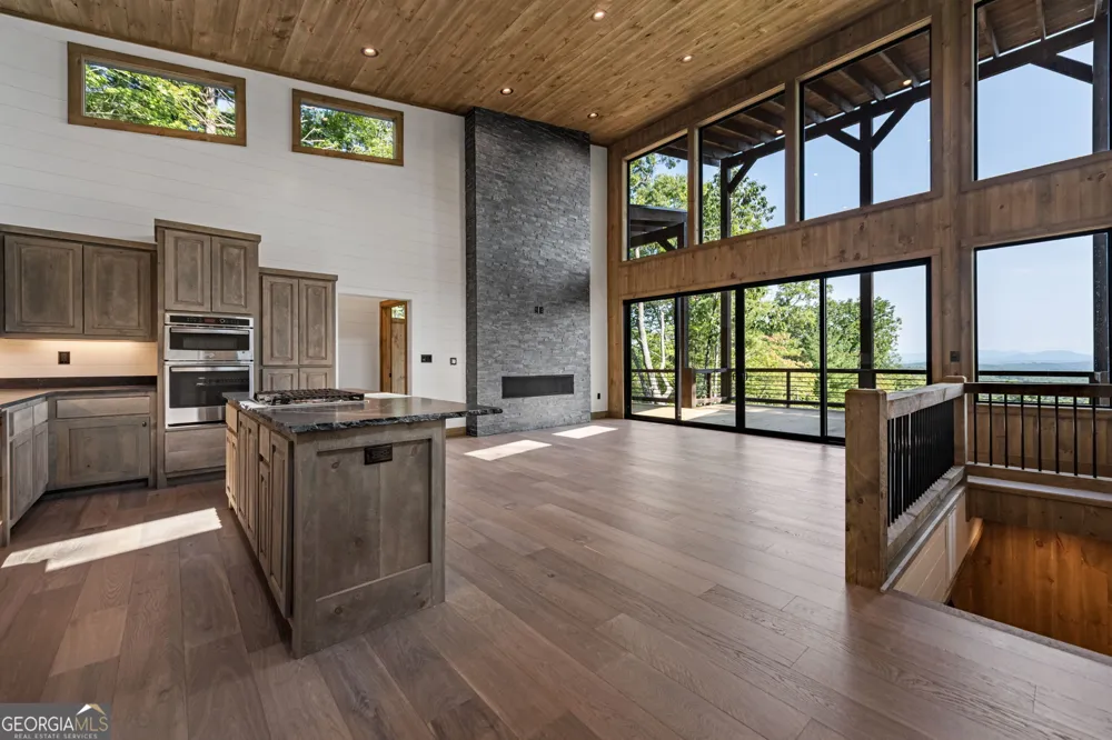 191 Green Ridge RD Blue Ridge, GA 30513