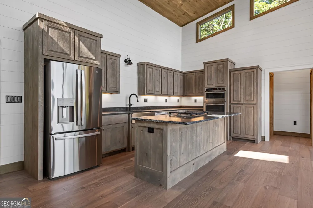 191 Green Ridge RD Blue Ridge, GA 30513