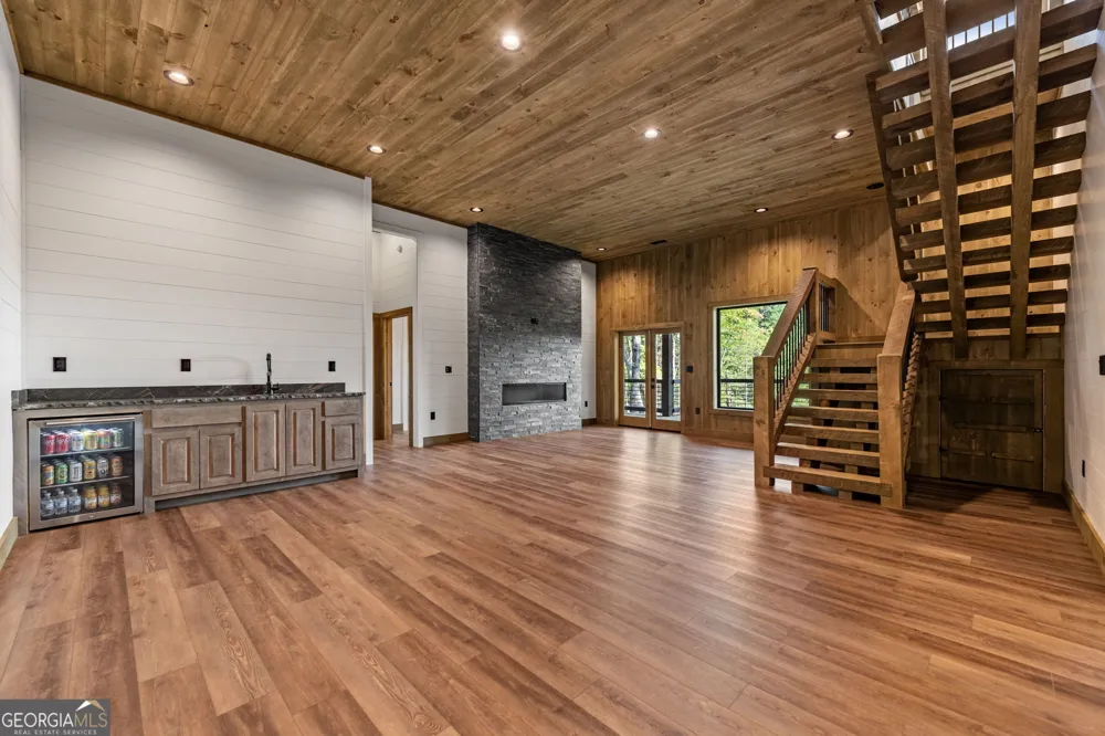 191 Green Ridge RD Blue Ridge, GA 30513