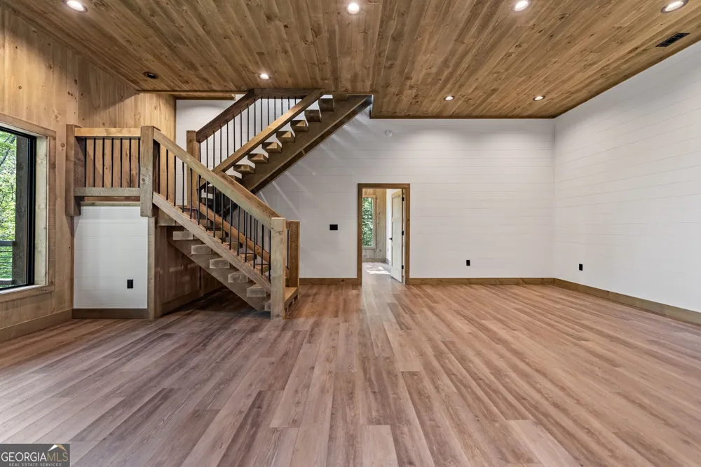 191 Green Ridge RD Blue Ridge, GA 30513