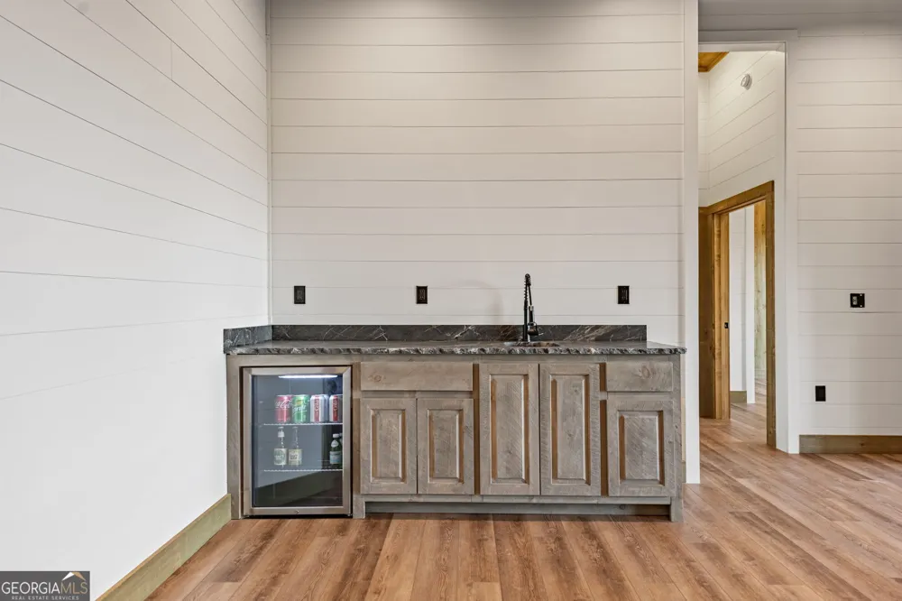 191 Green Ridge RD Blue Ridge, GA 30513