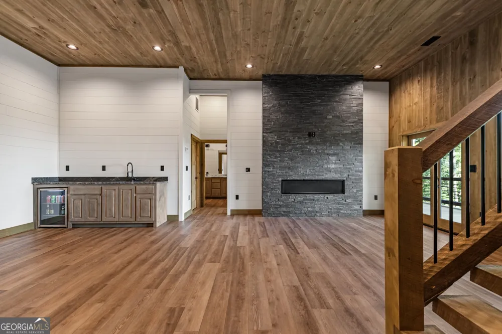 191 Green Ridge RD Blue Ridge, GA 30513
