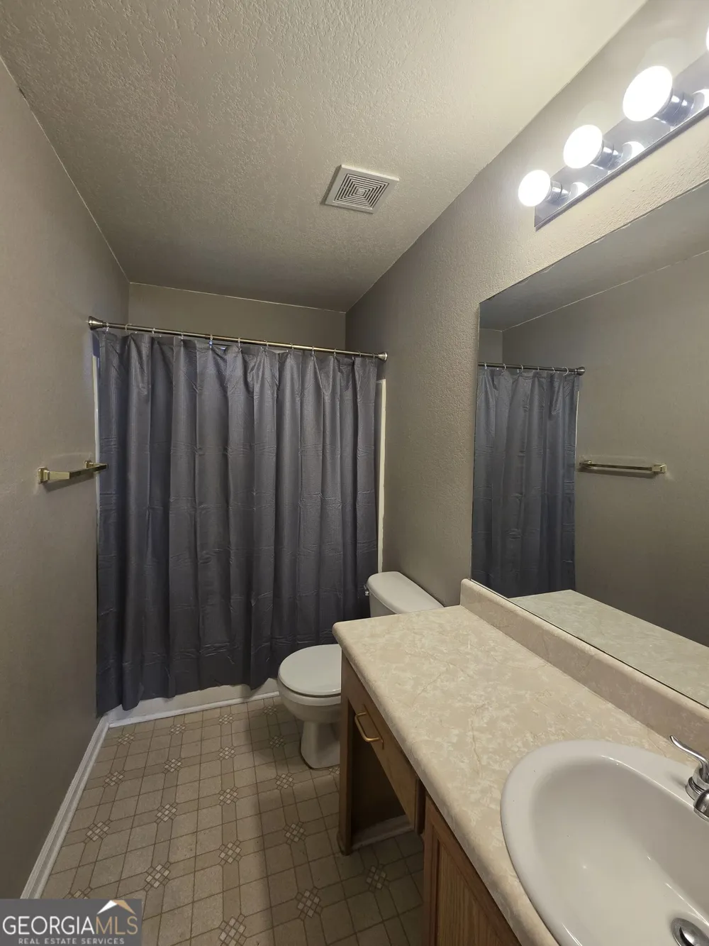 246 Beaumont HTS Macon, GA 31206