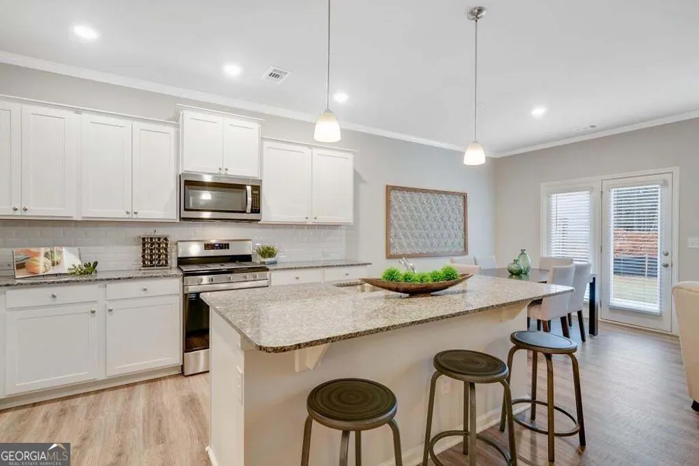 230 Lower Pheasant LN Woodstock, GA 30188