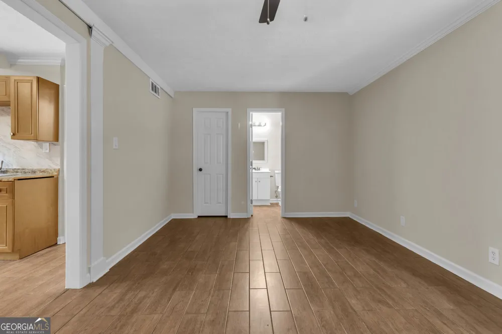 631 Brighton DR NW Lawrenceville, GA 30043