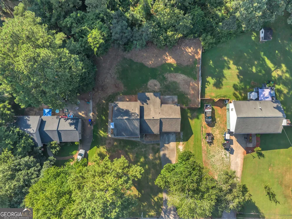 631 Brighton DR NW Lawrenceville, GA 30043