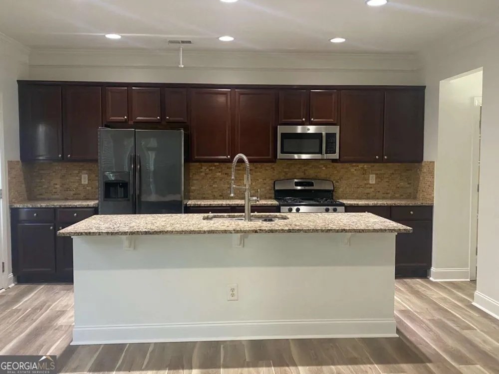 5620 Beaver Ridge DR Cumming, GA 30040