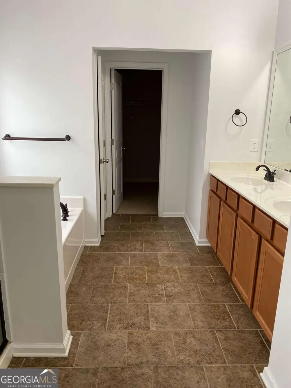 5620 Beaver Ridge DR Cumming, GA 30040