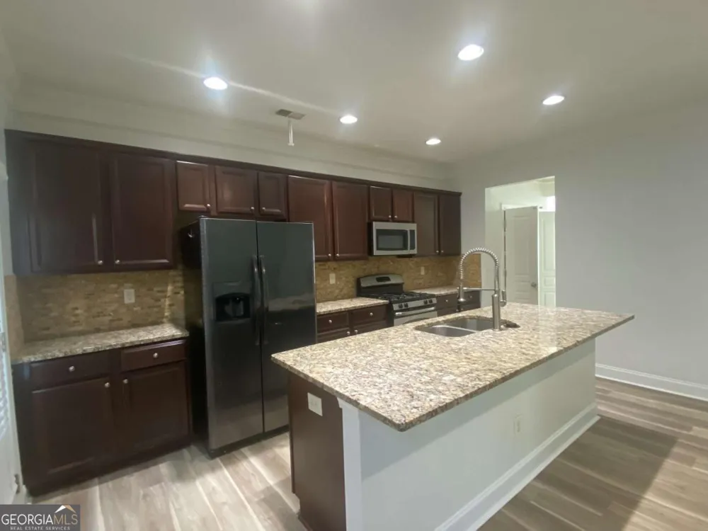 5620 Beaver Ridge DR Cumming, GA 30040