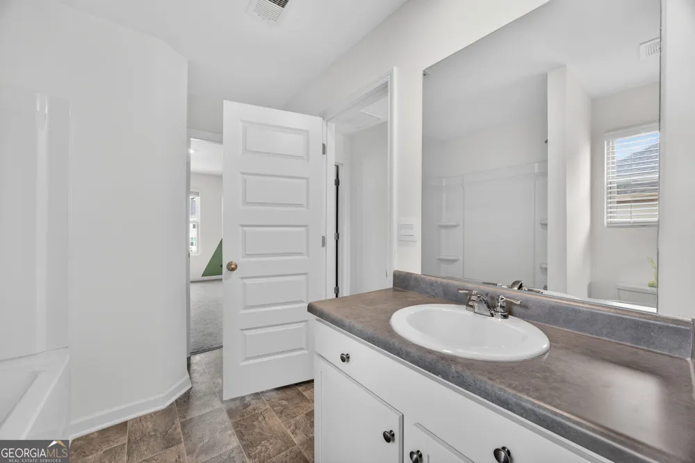 659 Azalea Bloom DR Loganville, GA 30052