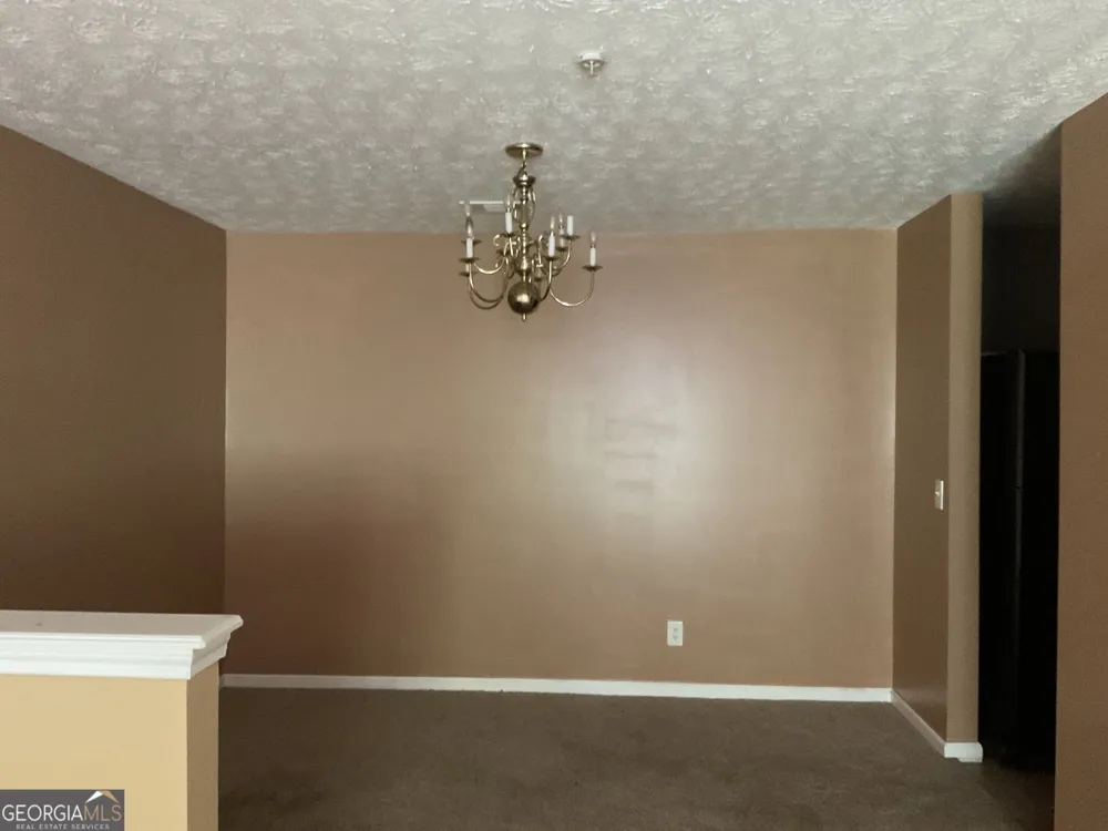 1203 Par Three WAY Lithonia, GA 30038