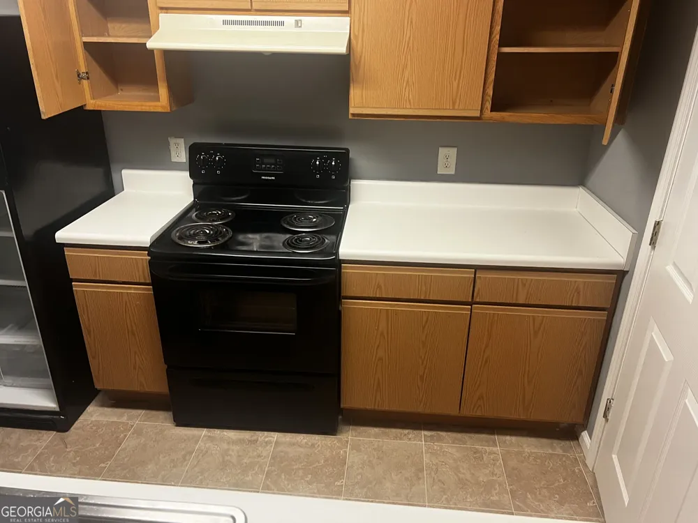 1203 Par Three WAY Lithonia, GA 30038