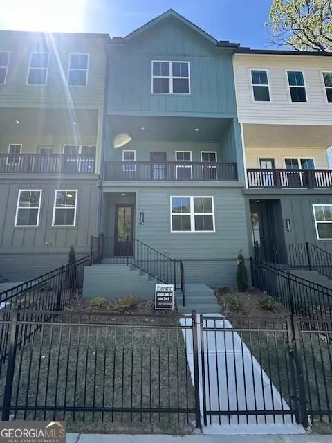 1353 Breezy Street Atlanta, GA 30315