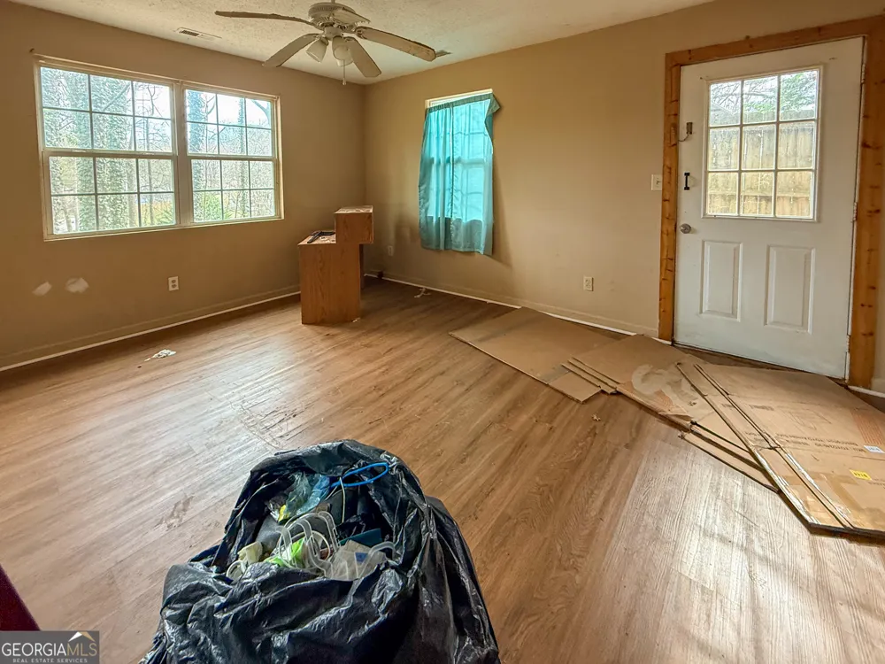 2518 Bellview LN Young Harris, GA 30582