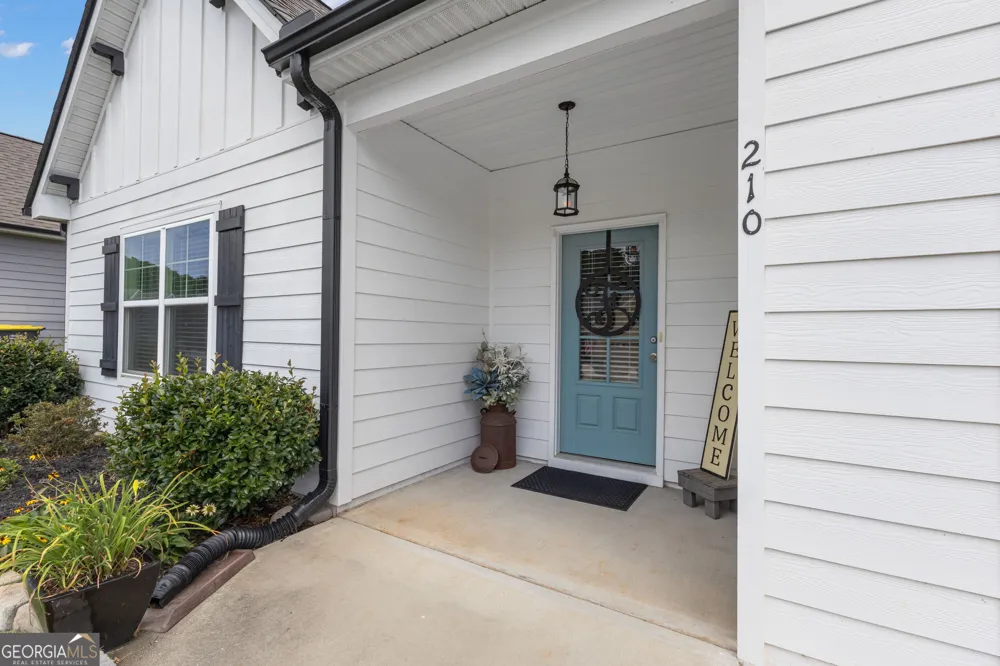 210 Southridge Senoia, GA 30276