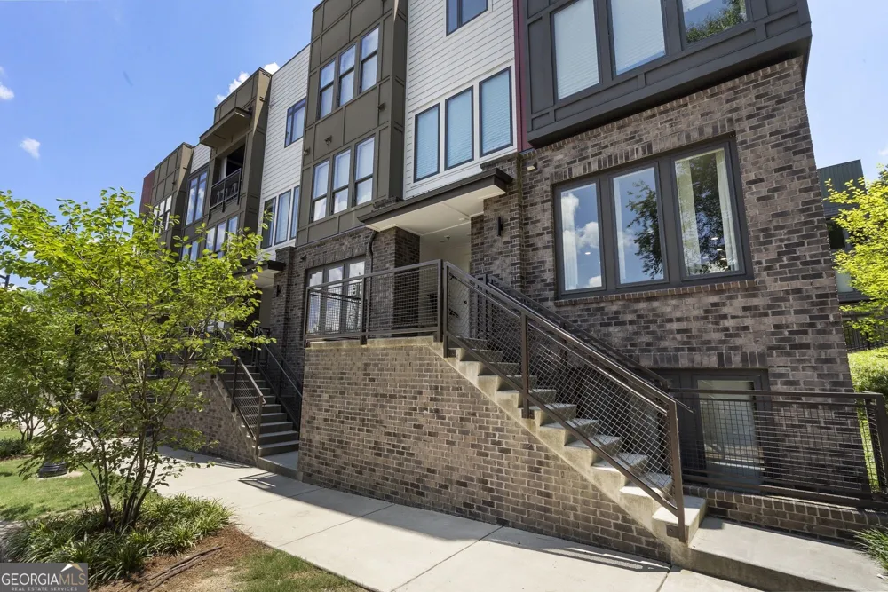 371 Pratt DR SE Atlanta, GA 30315