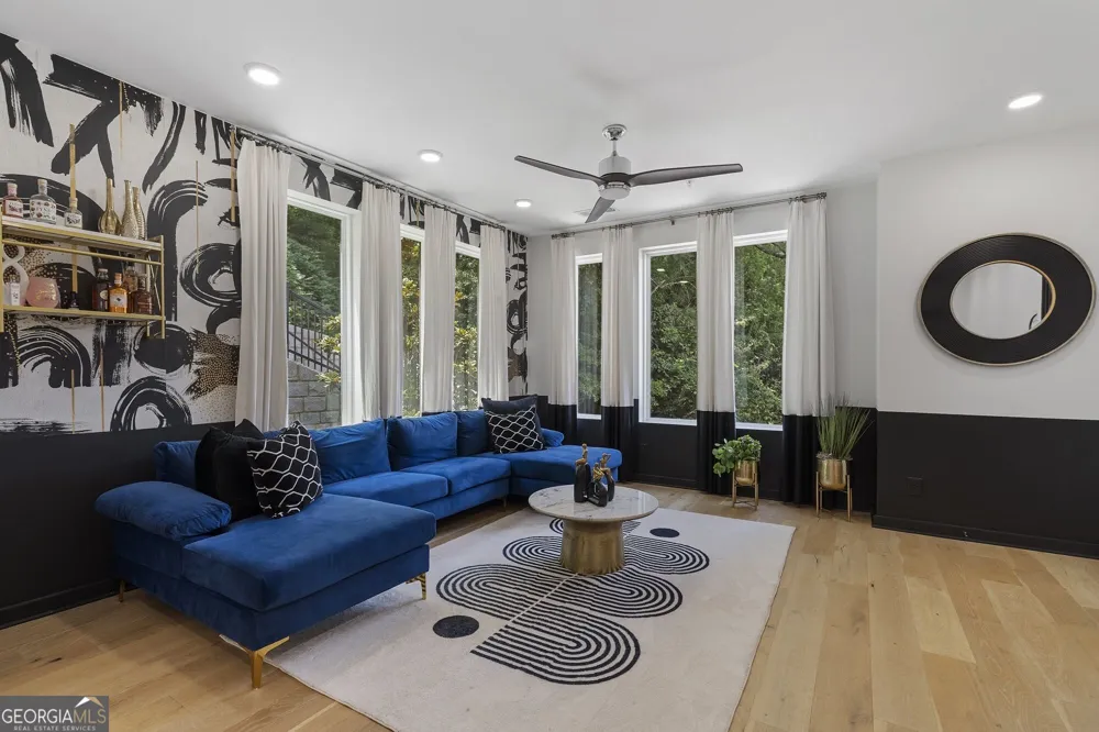 371 Pratt DR SE Atlanta, GA 30315
