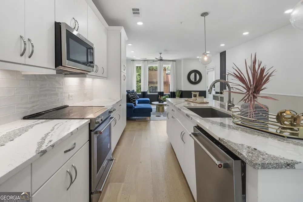 371 Pratt DR SE Atlanta, GA 30315
