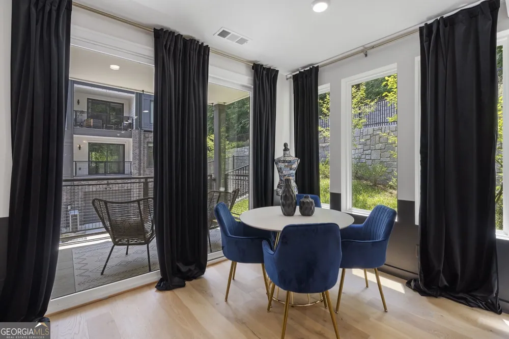 371 Pratt DR SE Atlanta, GA 30315