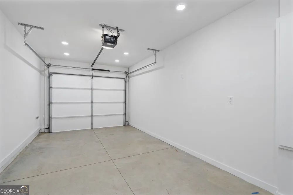 371 Pratt DR SE Atlanta, GA 30315