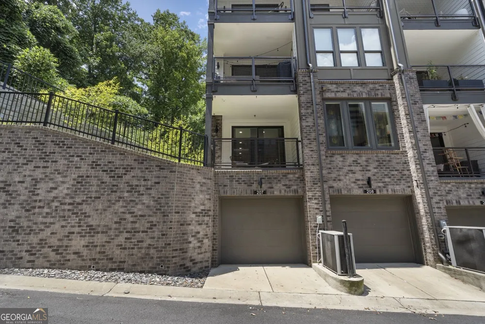371 Pratt DR SE Atlanta, GA 30315