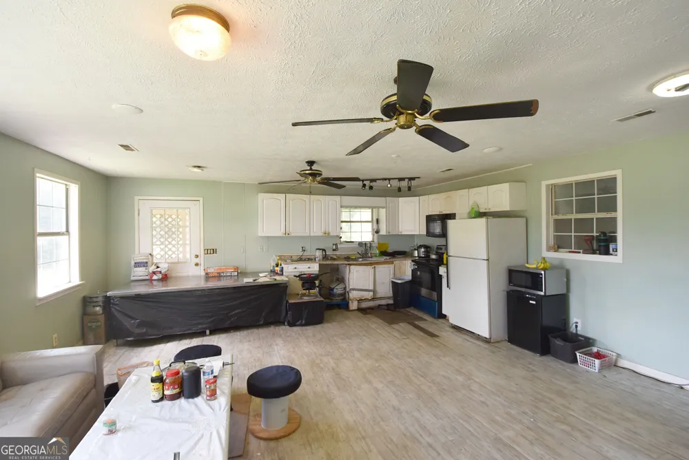 269 N Dorsey RD Hampton, GA 30228