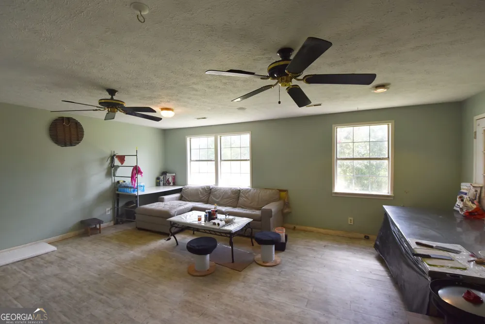 269 N Dorsey RD Hampton, GA 30228
