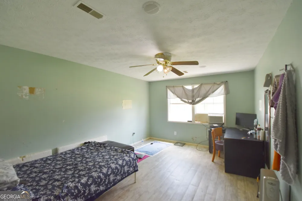 269 N Dorsey RD Hampton, GA 30228